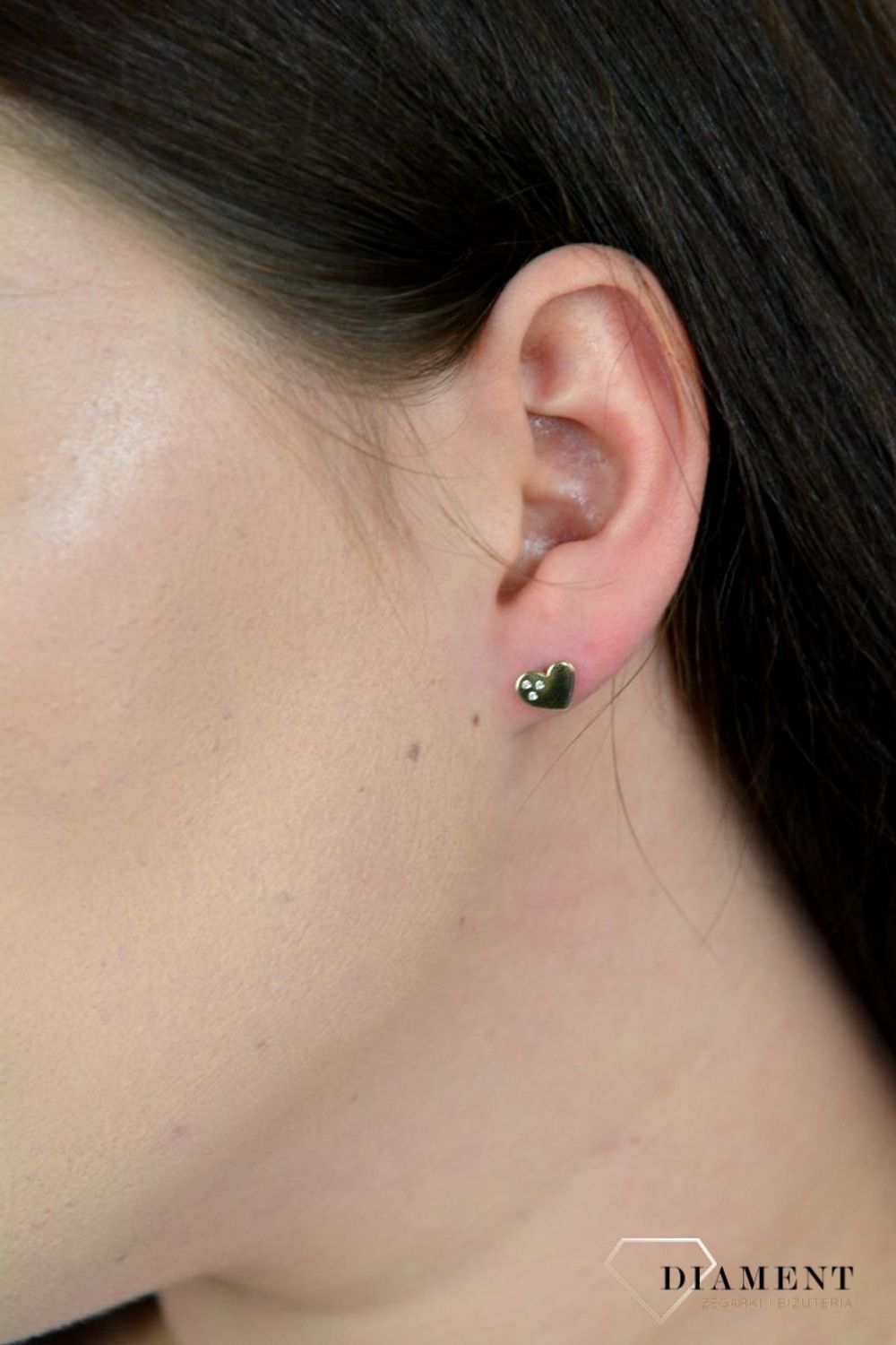 Złote kolczyki 333 na sztyft 'Serce z trzema cyrkoniami' KL 9476.jpg